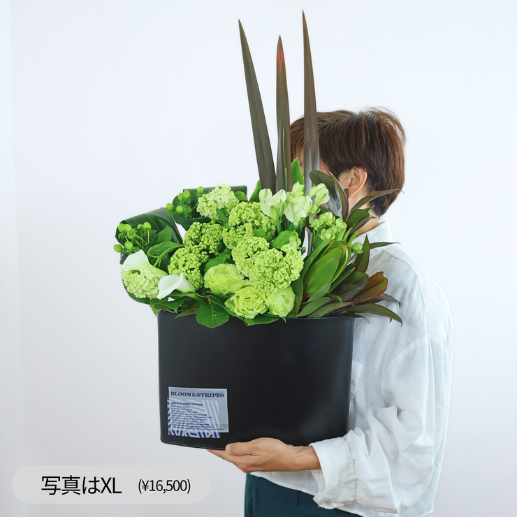 フラワーアレンジメント・バーティカルタイプ【White×Green】11,000~16,500