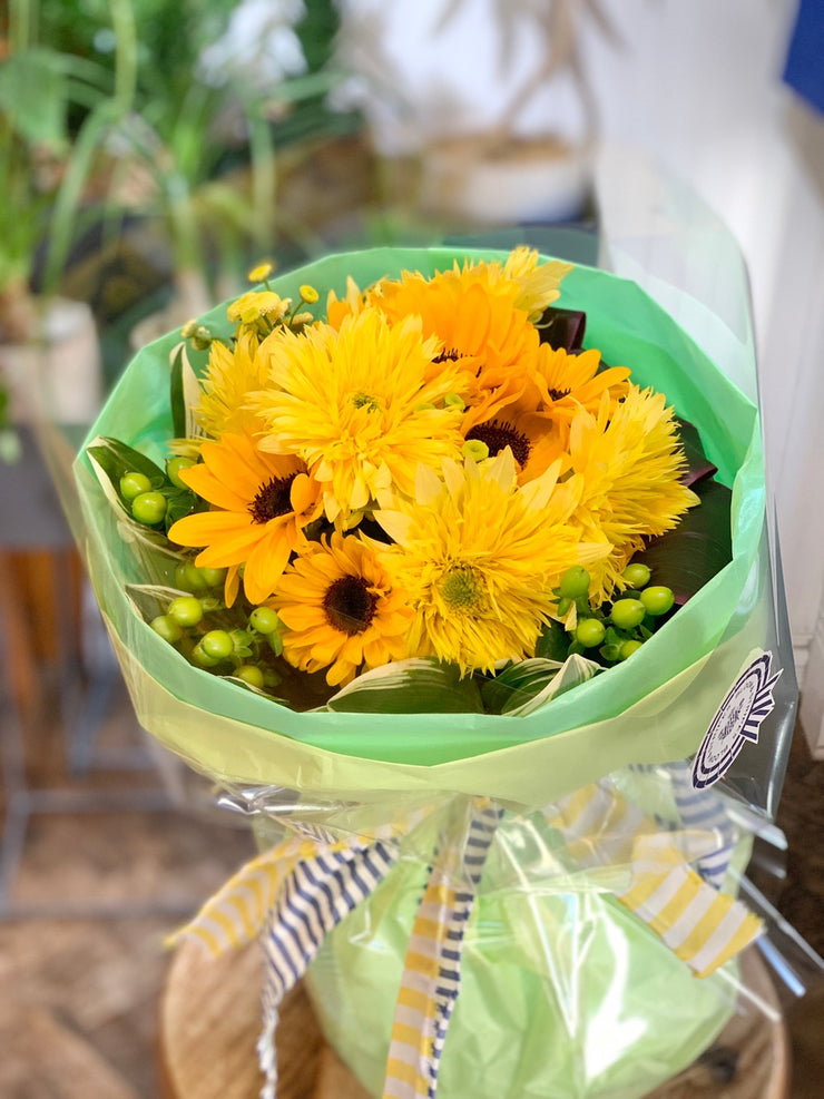 《季節限定》ひまわりの花束